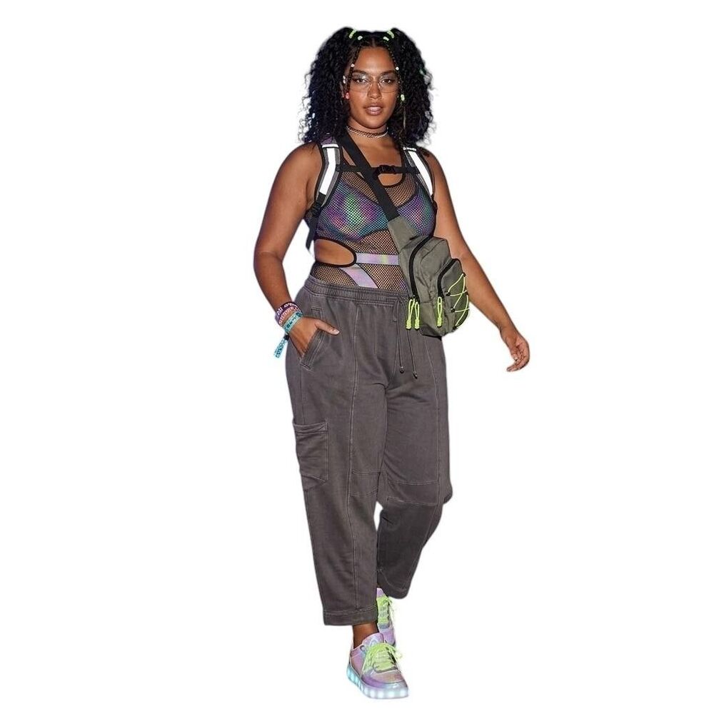 Out From Under Pants Women's L Gray Cargo Crop Drawstring Twill Pockets Relaxed